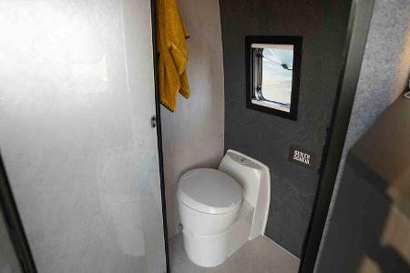 Loef MAN TGE Campingbus (2021)