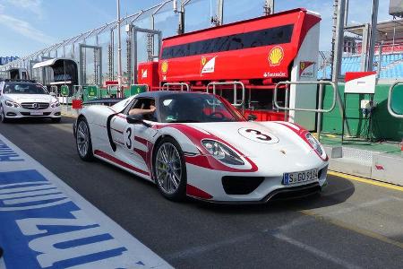 Porsche 918 - Formel 1 - GP Australien - Melbourne - 14. März 2015