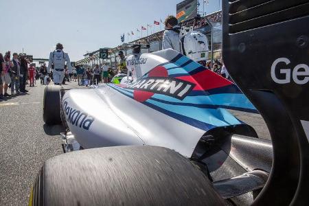 Formel 1 - Williams FW37 - V6-Turbo - Mercedes