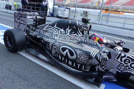 Daniil Kvyat - Red Bull - Formel 1-Test - Barcelona - 22. Februar 2015