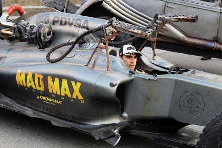 Lotus - Mad Max-Showcar - 2015 - Formel 1 - GP Spanien