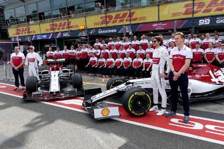 Alfa Romeo - Teamfoto 2019