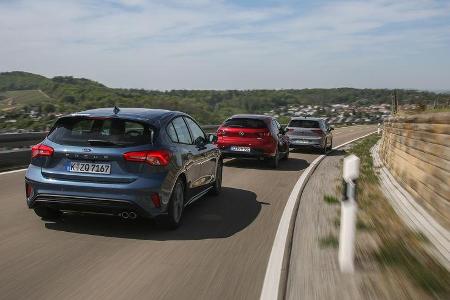 VW Golf 1.5 eTSI DSG, Ford Focus 1.5 EcoBoost, Mazda 3 G 150, Exterieur