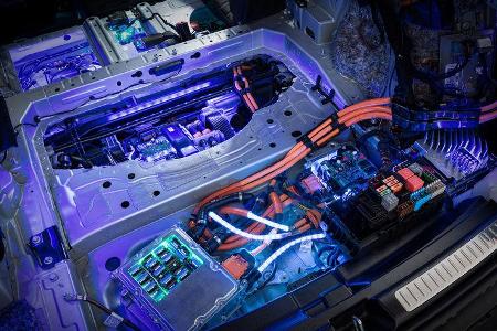 Mercedes EQC Schnittmodell Azubi Projekt