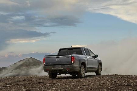 Redesigned 2021 Honda Ridgeline Pickup