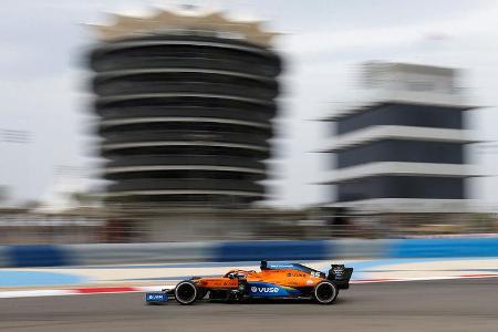 Carlos Sainz - McLaren - Formel 1 - GP Bahrain- Sakhir - Freitag - 27.11.2020