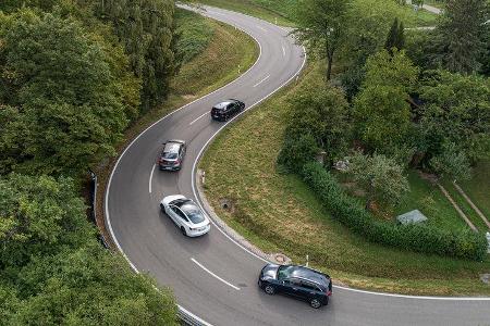 Hyundai Ioniq Elektro, Kia e-Niro, Tesla Model 3, VW ID.3