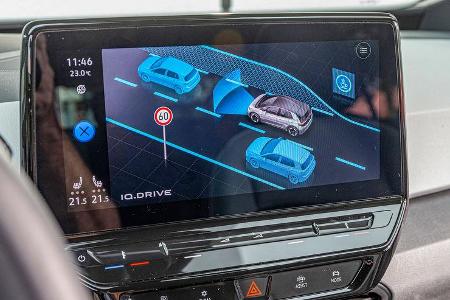 Hyundai Ioniq Elektro, Kia e-Niro, Tesla Model 3, VW ID.3