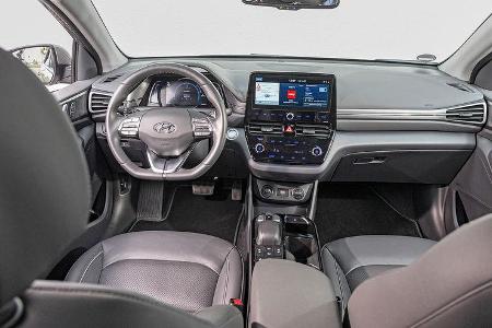 Hyundai Ioniq Elektro, Kia e-Niro, Tesla Model 3, VW ID.3