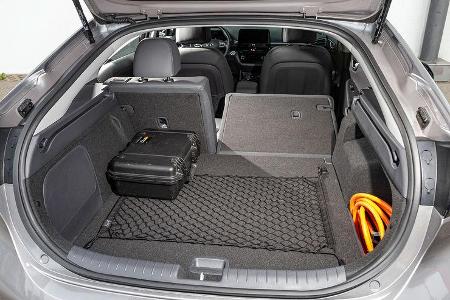 Hyundai Ioniq Elektro, Kia e-Niro, Tesla Model 3, VW ID.3