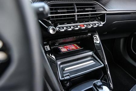 Peugeot e-2008 Allure, Interieur