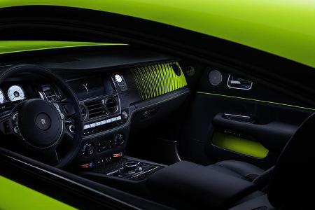 Rolls-Royce Neon Nights Wraith Dawn Cullinan