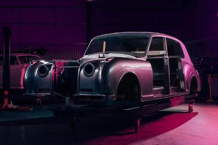 Lunaz Rolls-Royce Phantom V