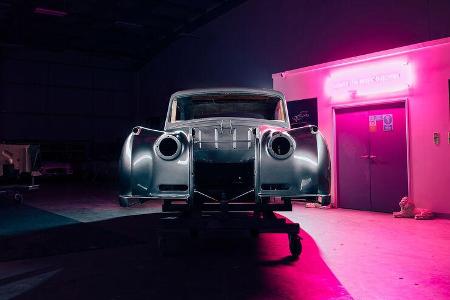 Lunaz Rolls-Royce Phantom V