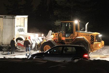 Erlknig Nissan Pickup Unfall