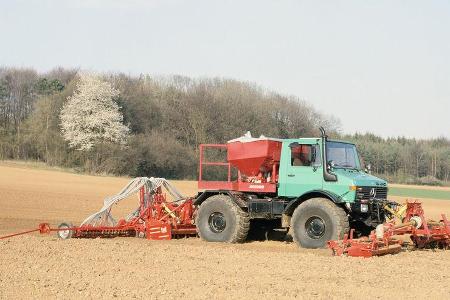 MB Trac JubilŠum und Unimog Ackerschlepper