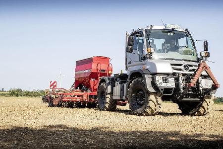 MB Trac JubilŠum und Unimog Ackerschlepper