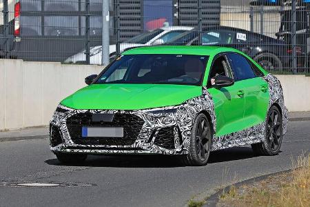 Erlkönig Audi RS3 Limousine