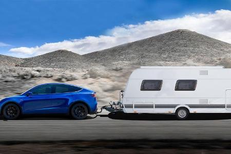 Tesla Model Y mit Wohnwagen