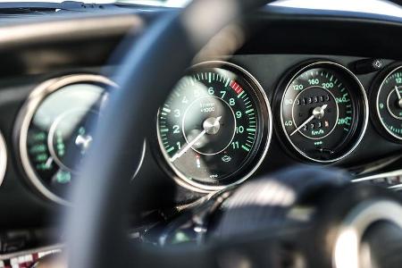 Singer Porsche 911, Interieur