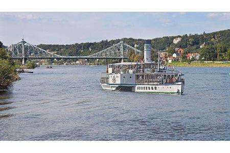 Brücke Blaues Wunder Elbdampfer Weiße Flotte