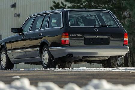 Mercedes-Benz 560 TEL (1990) Caro Heck