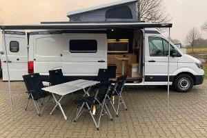Familien-Crafter mit Stockbett und Aufstelldach