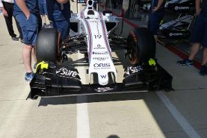 Williams greift Ferrari an