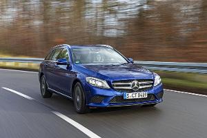 V6-Kombi mit Allradantrieb im Test