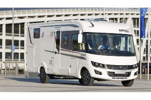 Integrierter mit Queensbett und viel Platz