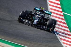 Bottas setzt erste Bestzeit