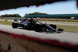 Hamilton dreht Silber-Duell