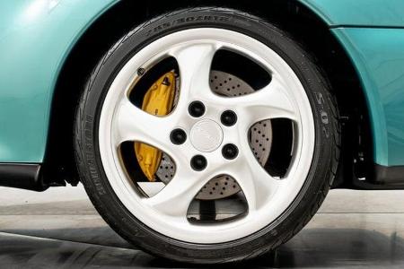 Porsche 911 Turbo S Coupe 1997 Wimbledon Green