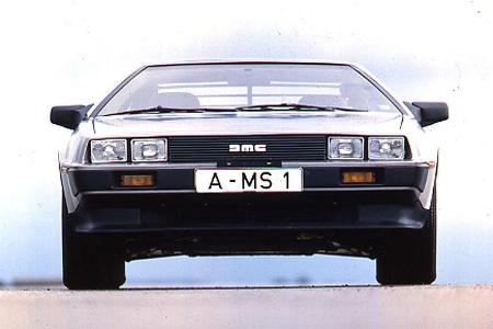 Das sportliche Image, das dem DeLorean zugeschrieben wird, kann er leider nicht ganz erfüllen. Der Motor ist zu schlapp für ...