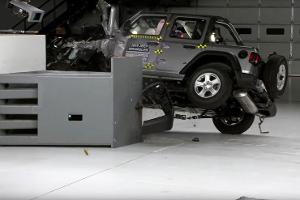 Wrangler kippt um, Jeep will nachbessern