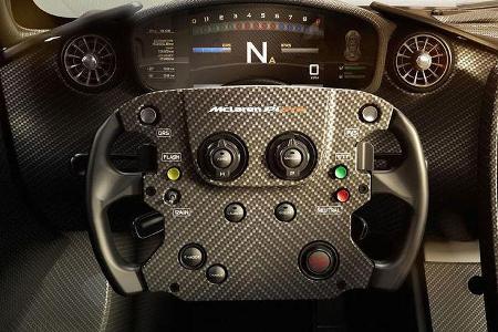 McLaren P1 GTR Cockpit