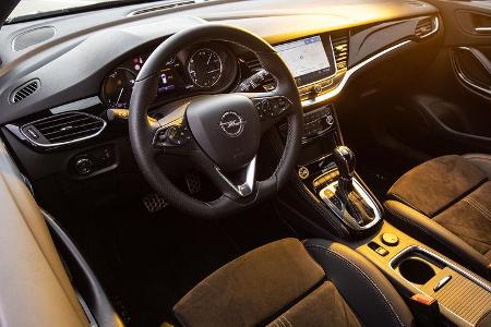 Opel Astra 1.4 DI Turbo Elegance, Interieur
