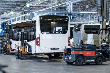 Daimler Buses baut Mercedes-Benz Citaro für den Transport von COVID-19-Patienten um Daimler Buses converts Mercedes-Benz Ci...