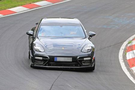 Erlkönig Porsche Panamera Turbo 820 PS