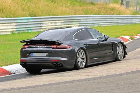 Erlkönig Porsche Panamera Turbo 820 PS