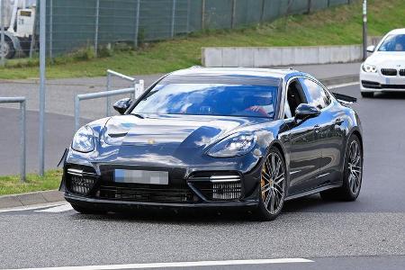 Erlkönig Porsche Panamera Turbo 820 PS