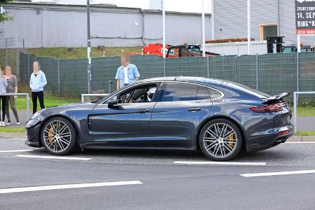 Erlkönig Porsche Panamera Turbo 820 PS