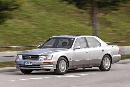 Lexus LS 400