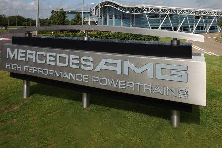 Mercedes Fabrik - Brixworth - 2019