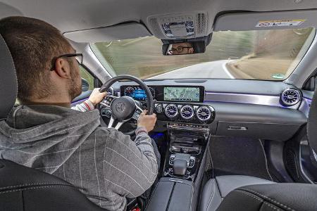 Mercedes A 200 d Progressive, Interieur