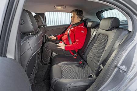 Mercedes A 200 d Progressive, Interieur