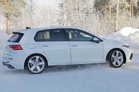 Erlkönig VW Golf R