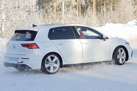 Erlkönig VW Golf R