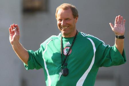 2007 verschlug es Vogts dann aber doch wieder zurück auf die Trainerbank und er übernahm die Nationalmannschaft Nigerias. Na...