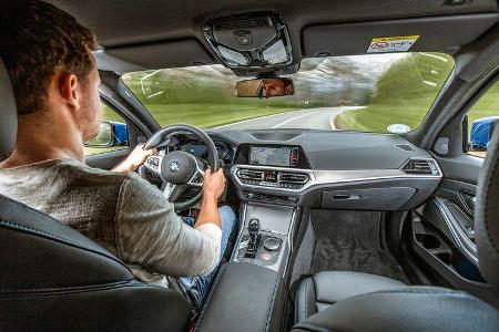 BMW 330i, Interieur